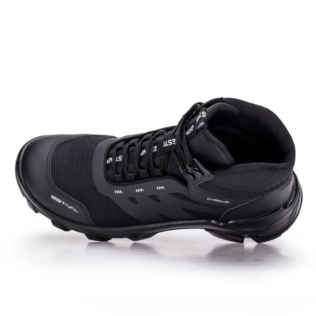 Bota Masculina Dry-Tech  con Suela Antideslizante
